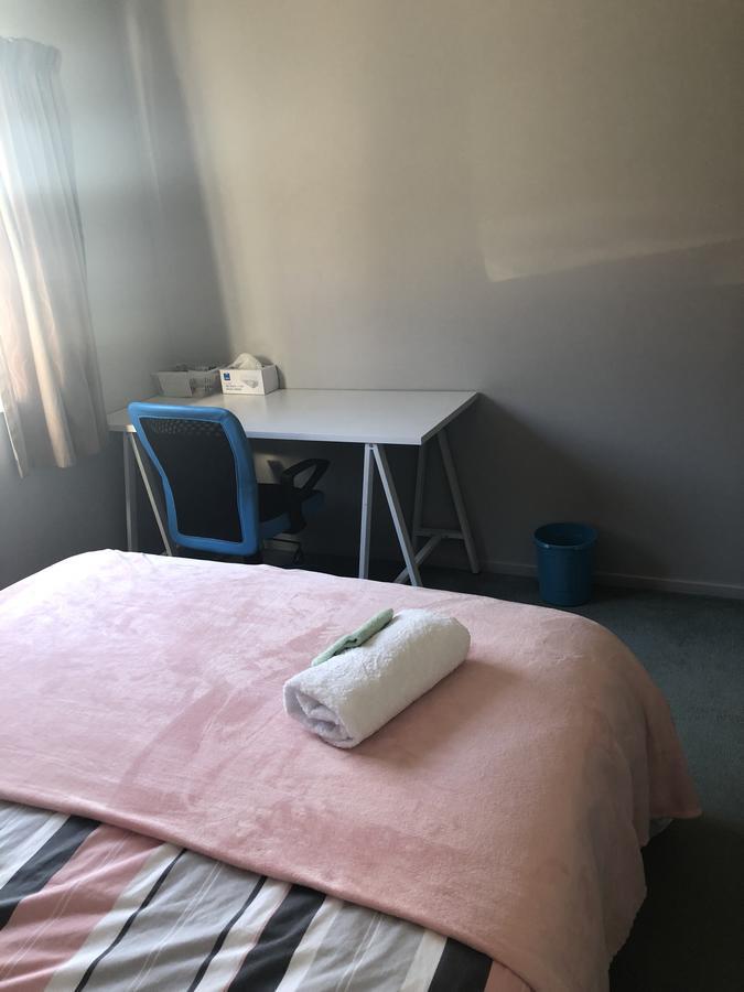 West Lake One Bedroom Accommodation كريستتشيرش المظهر الخارجي الصورة